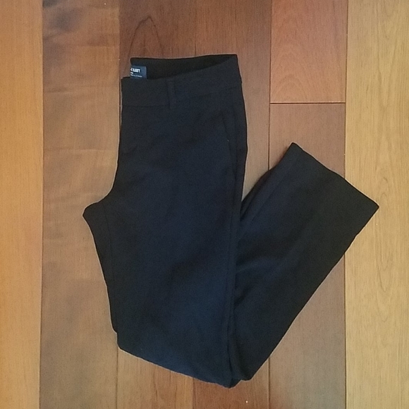 Old Navy Pants - 🎉HP🎉 Old Navy Black Harper mid-rise slacks 4P